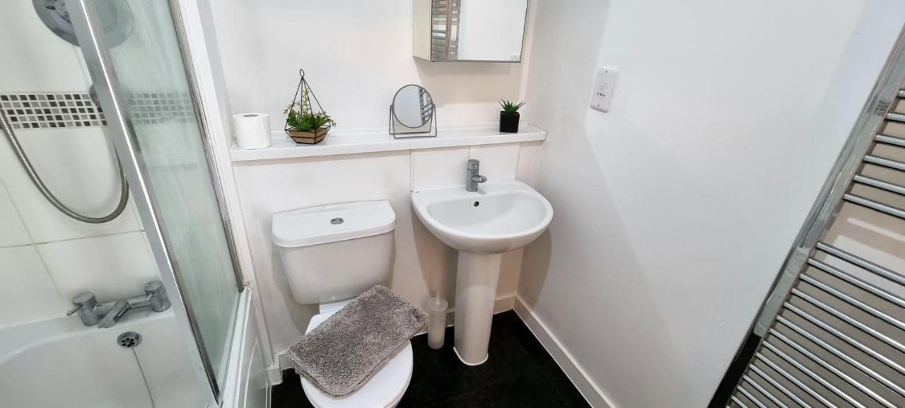 360 Serviced Accommodations - Colchester Marine Quay - 1 Double Bedroom Apartment Экстерьер фото